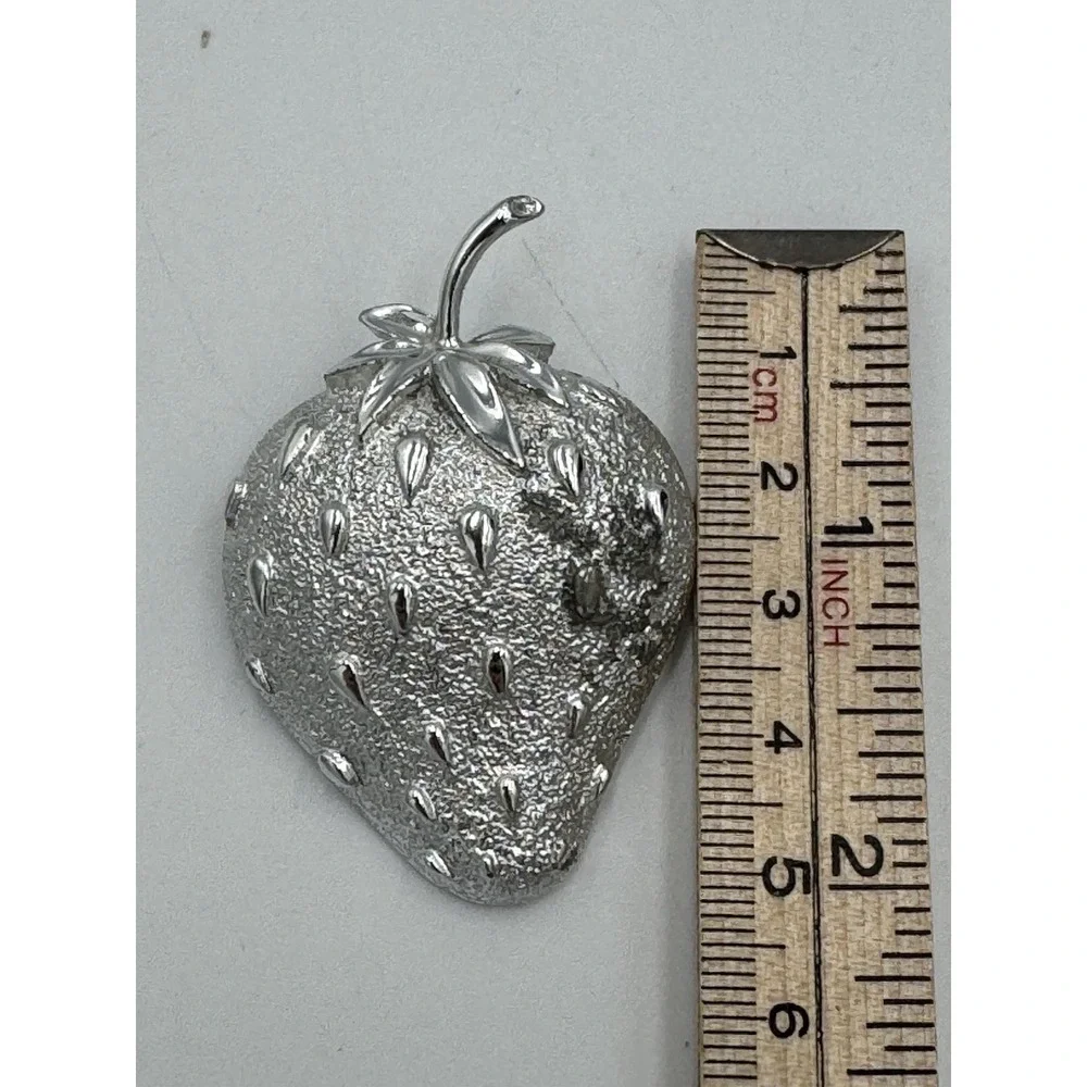 Vintage Jewelry SARAH COVENTRY Strawberry Pin Brooch Silver Tone